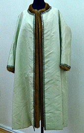 Mantel mit Nerzfutter der Farah Pahlavi (1957)