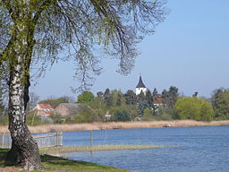 Vy mot Sperenberg från Krummer See.