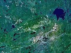 'n Satellietfoto van die Sudbury-slagstruktuur.