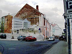 von Bock-huset med Tartu universitets huvudbyggnad i bakgrunden