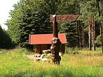 Rasthütte für Wanderer und Wegweiser / Trünziger Str.