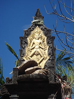 buddhist empty throne