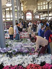 170px-Eastern_Market_Detroit_flower.JPG (170×227)