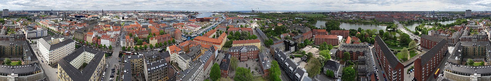 360 fokos kilátás a Megváltó temploma (Vor Frelsers Kirke) tornyából