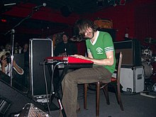E * vax выступает в 2005 году