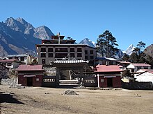 Tengboche monastery-Nmnogueira.jpg