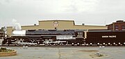 20. KW Die Union Pacific 4023 („Big Boy“) vor den Union Pacific Railroad Omaha Shops (August 1976).