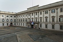 Royal Palace of Milan Veduta di tre quarti del Palazzo Reale di Milano.jpg