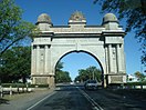 Victory Arch Ballarat - panoramio.jpg