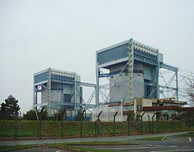 Les réacteurs graphite-gaz A1 et A2 de la centrale.