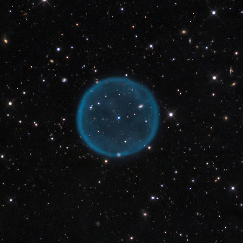 Abell 39, a classic example of a spherical planetary nebula.