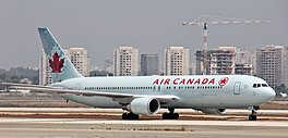 In Boeing 767-333ER fan Air Canada (2011)