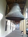 La campana del film Don Camillo monsignore... ma non troppo (1961), situata a Brescello sotto i portici di Via Giglioli.