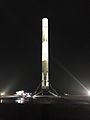 Primera etapa del vuelo 20 del Falcon 9 en la plataforma poco después de aterrizar