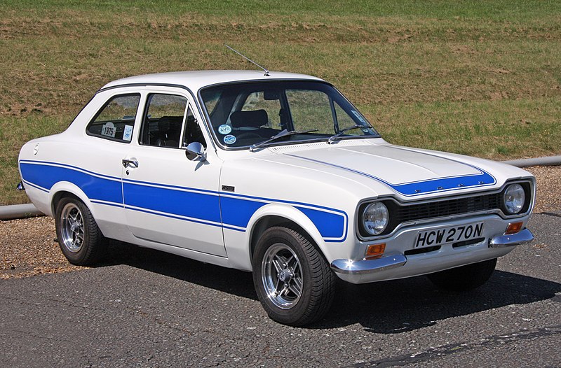 800px-Ford_Escort_RS2000_MkI.jpg