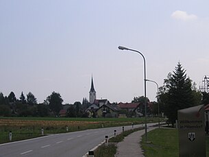 Blick von Rohrbach-Steinberg kommend auf den Hauptort Hitzendorf mit der Pfarrkirche.