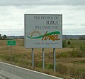 The Iowa state welcome sign.