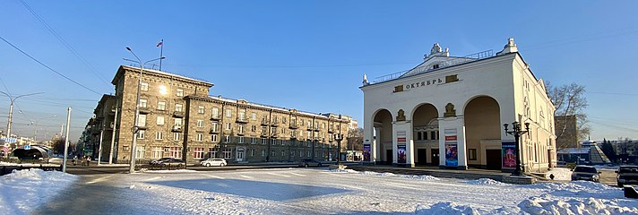 Вид на бывшую Предмостную площадь