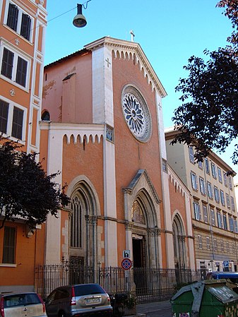 Vista da igreja na via degli Scipioni.