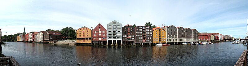 Panorama Trondheim w 2006 roku.