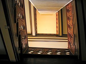 Escalier du sanatorium de Trebschen (province de Silésie).