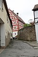 Mauerzug der ehemaligen Kirchhofbefestigung, ehemals kreisförmig