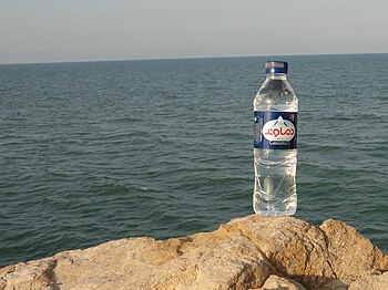 English: Damavand Mineral Water bottle