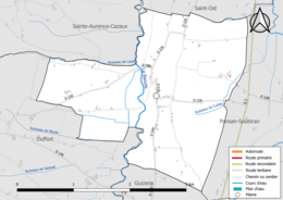 Carte en couleur présentant le réseau hydrographique de la commune