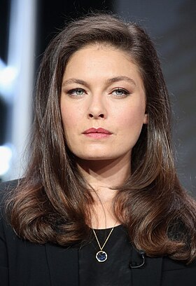 Image illustrative de l’article Alexa Davalos