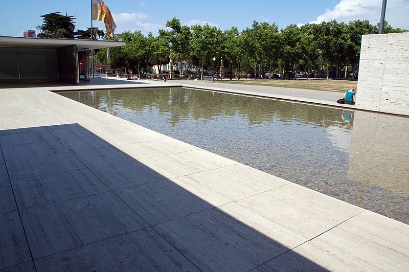 Pabellón Mies en Barcelona, España - Wikimedia Commons