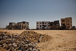 English: Damaged housing, Gaza Strip, April 2009