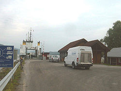 The ferry dock in Hennset