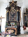 Altar in der Kirche St Luzius und Florinus mit dem Wappen der Capol, Huber und Flück in Walenstadt