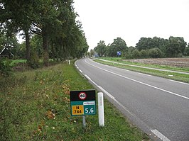 De N744 tussen Albergen en Zenderen