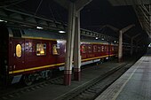 Kereta tidur "Krasnaya strela" di stasiun Leningradsky