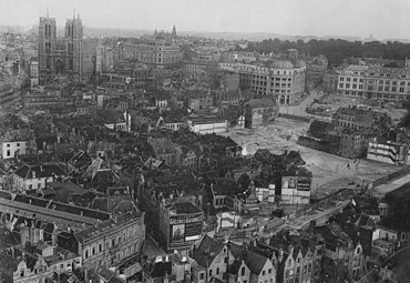 View of the Putterie/Putterij quarter from the tower of Brussels' Town Hall, c. 1912