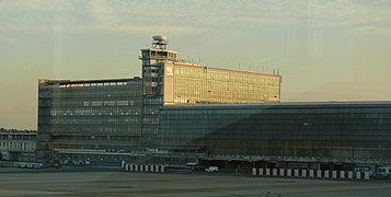 Ancien bâtiment principal de l'aéroport.