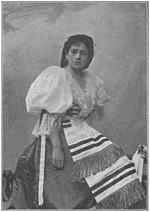 Alida Klein in tarentella-costuum, ca. 1899