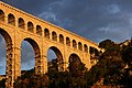 Aqueduc de Roquefavour vu du petit parking au sud-ouest.