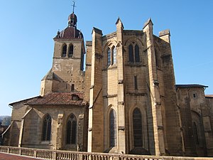 Chevet, chapelles du bras sud du transept et clocher