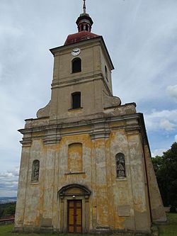 Průčelí kostela sv. Kateřiny v Bořislavi