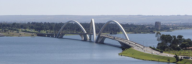 Vista panorâmica da Ponte JK.