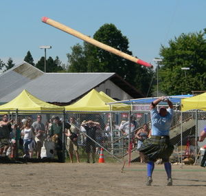The caber toss event at the 2005 Pacific North...