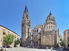 Catedral de Toledo (Spain) y Palacio Arzobispal (cropped).jpg