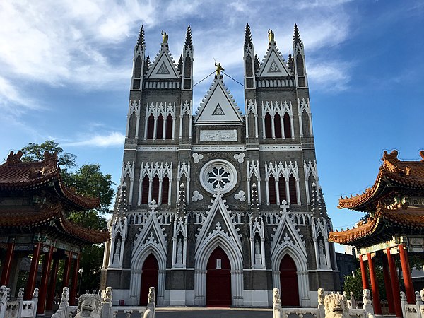 图为位于北京市的西什库天主堂。