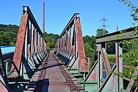 Blick von der rechten Ruhrseite, im Hintergrund das Wasserkraftwerk Horster Mühle.