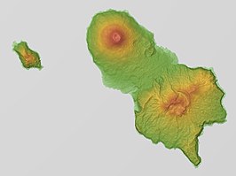 Hachijojima (rechts) en Hachijokojima