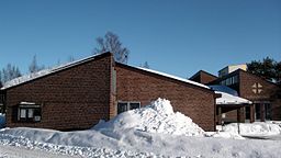 Hedlundakyrkan sedd från Ängesvägen.