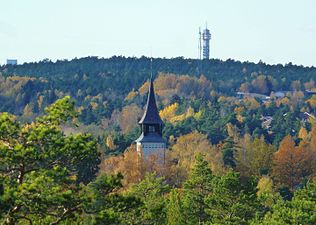 Vy med Boo kyrka och Kaknästornet