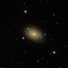 NGC 820 — спирална галаксија во соѕвездието Овен